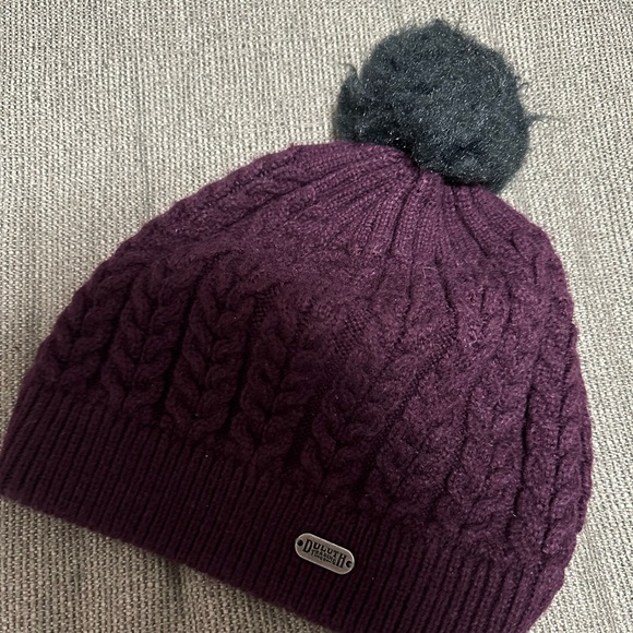 Deluth Trading company Beanie with Pom Pom - Picture 2 of 4